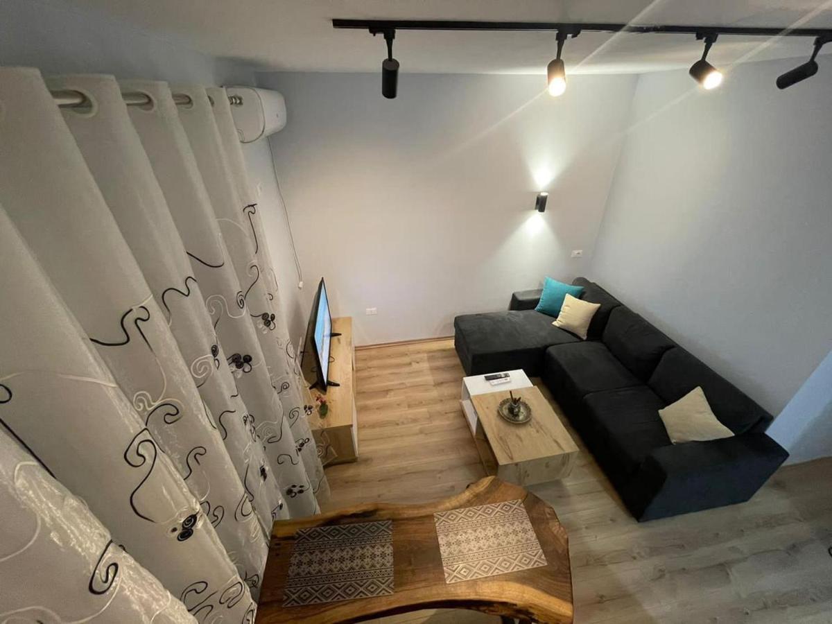 Apartment Center Goldi Tirana