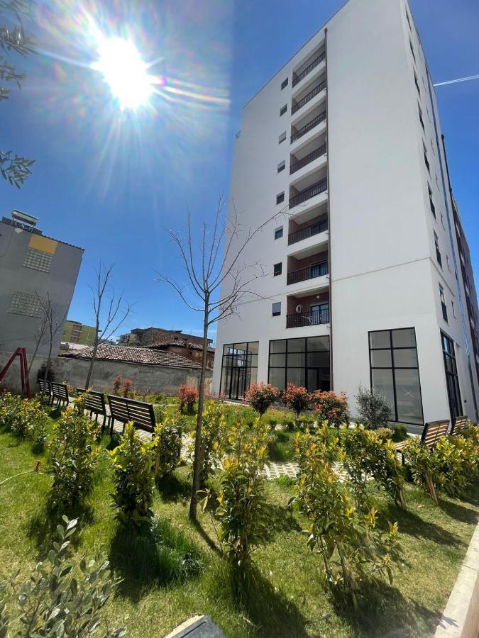 Center Goldi Tirana